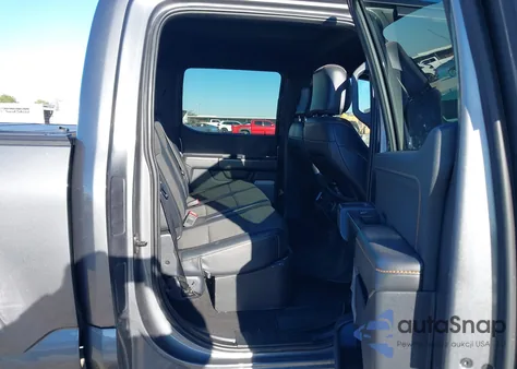 2024 Ford F-150 Tremor z USA, uszkodzony, nr VIN 1FTFW4L59RFC19492